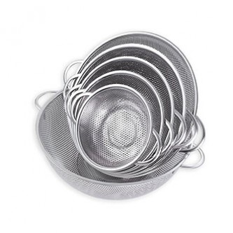 Colanders & Food Strainers